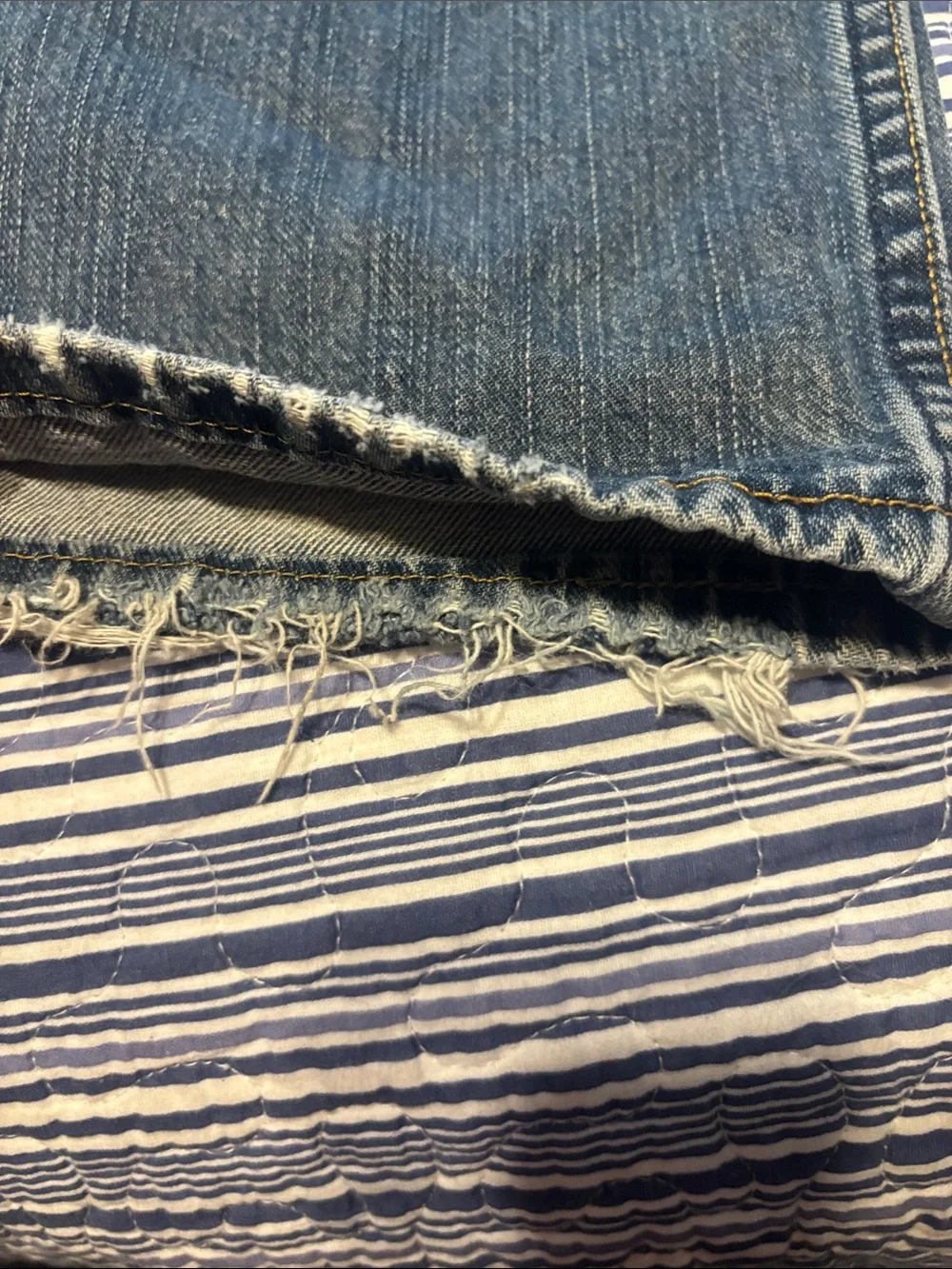 Levi's Men's Relaxed, Straight  559 Jeans - Medium Wash